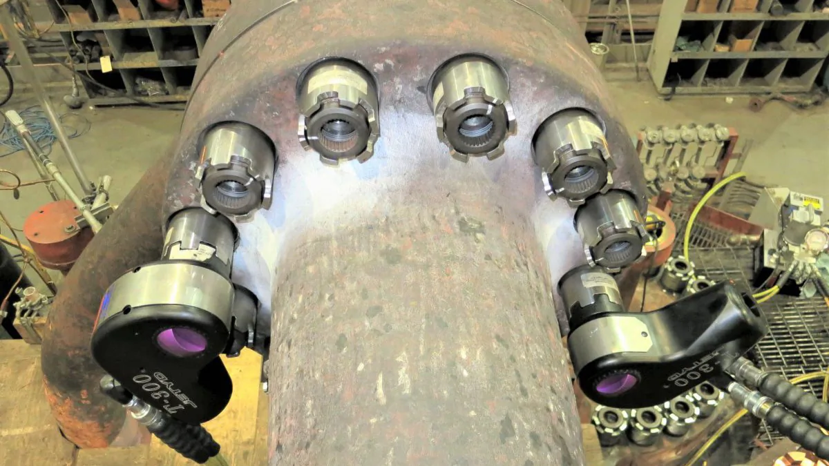 Симметричная затяжка соединения с применением механического прецизионного шпильконатяжителя (HYTORC-гайки)