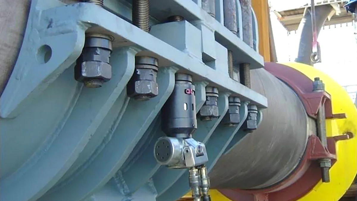 Болтинг-машина AVANTI в безопорной системе с автоматической фиксацией