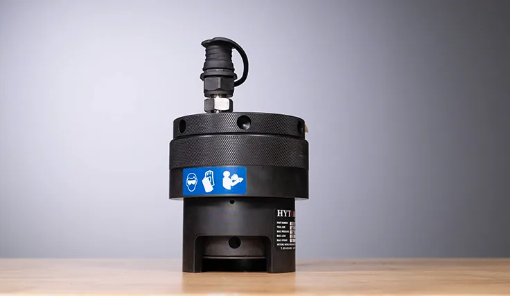 Шпильконатяжители