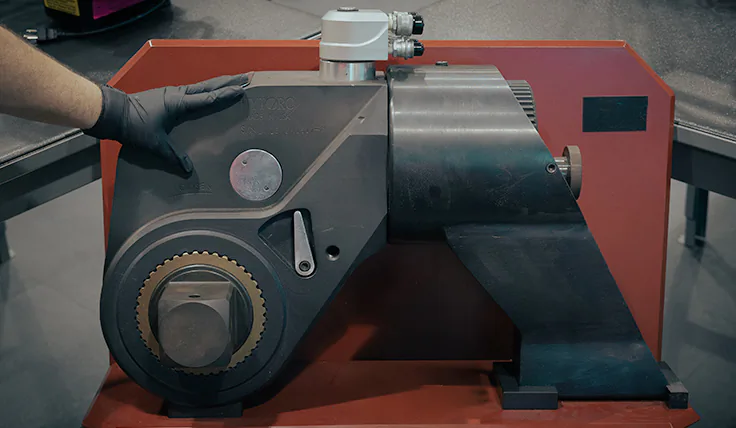 АНТИТОРСИОННЫЙ МЕХАНИЗМ