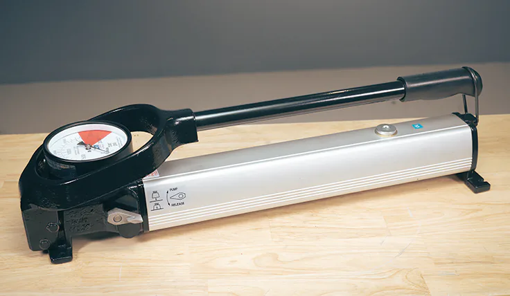 АЛЮМИНИЕВЫЙ МАСЛЯНЫЙ БАК