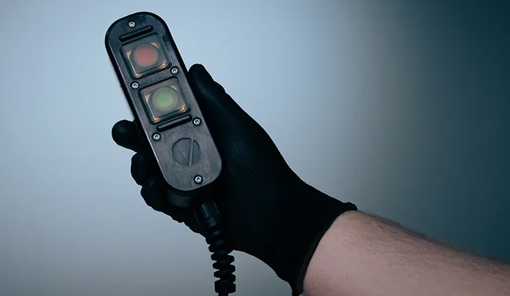 УДАРОПРОЧНЫЙ ПУЛЬТ УПРАВЛЕНИЯ