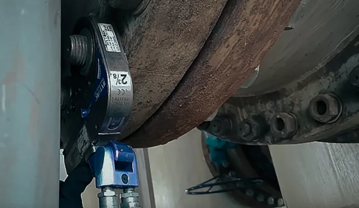 АНТИТОРСИОННЫЙ МЕХАНИЗМ