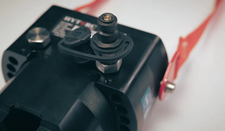 СКВОЗНОЙ ПРОХОД ШПИЛЬКИ